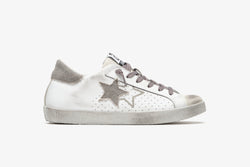 LOW SNEAKERS IN WHITE LEATHER WITH LIGHT GRAY DETAILS - USED EFFECT