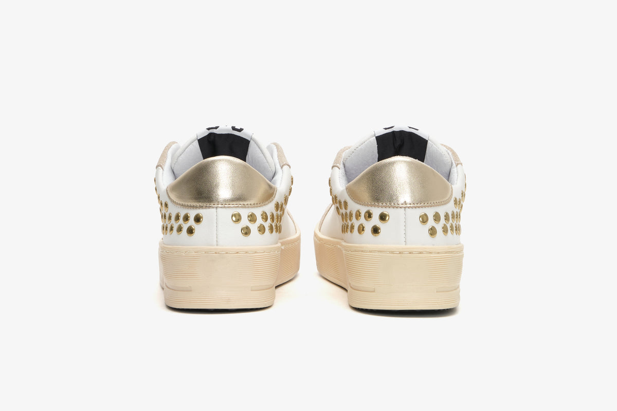 Shop Art BASKET HAILEY Sneakers alte donna con borchie: in offerta a 59 Shop Art BASKET HAILEY Sneakers alte donna con borchie: in offerta a 59