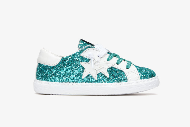 LOW SNEAKERS IN GREEN GLITTER AND WHITE LEATHER DETAILS