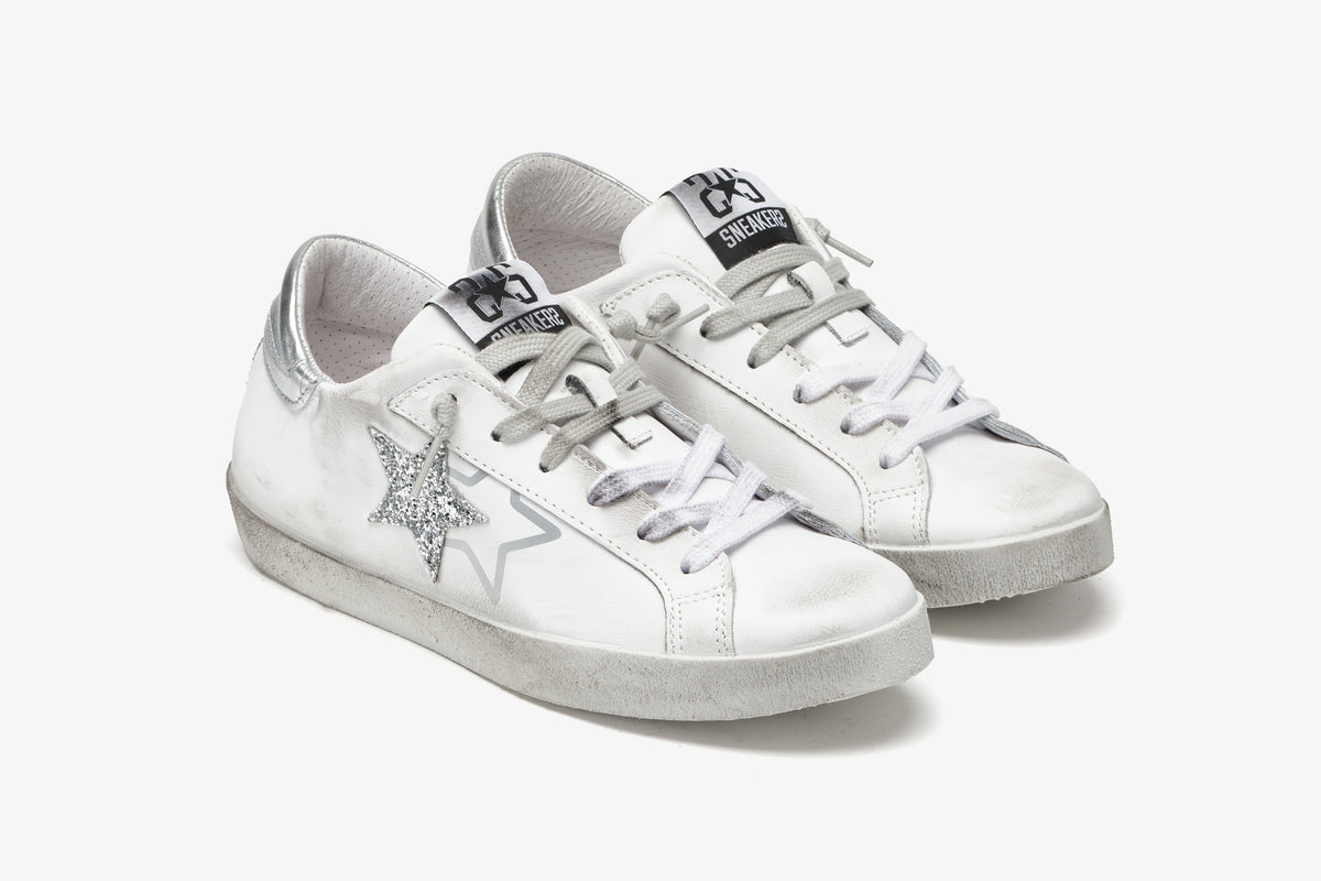 LOW SNEAKERS IN WHITE LEATHER SILVER GLITTER DETAILS WITH