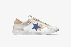 LOW SNEAKERS IN WHITE LEATHER WITH ICE CRUST, BEIGE AND BLUE DETAILS WITH "USED" EFFECT