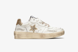 PADEL SNEAKERS IN WHITE LEATHER WITH GOLDEN GLITTER DETAILS AND "USED" EFFECT