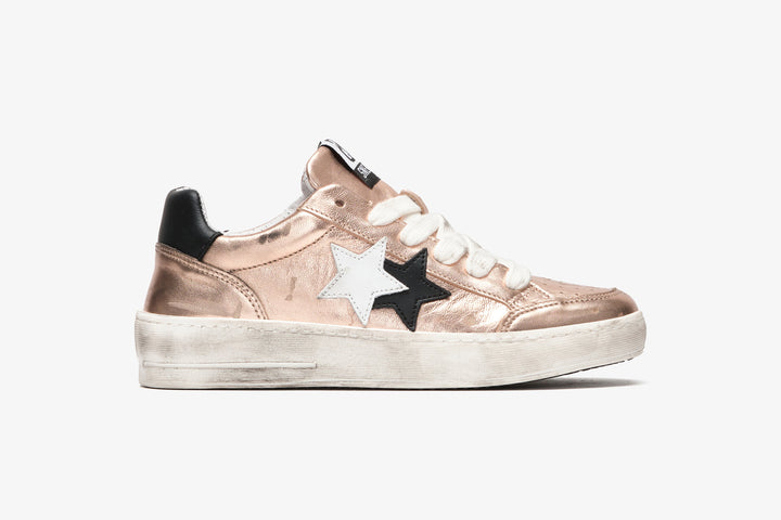 NEW STAR SNEAKER IN COPPER LAMINATED LEATHER WITH BLACK AND WHITE LEATHER DETAILS AND 