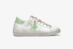 WHITE LEATHER LOW SNEAKER - GREEN LAMINATE AND GLITTER DETAILS WITH "USED" EFFECT