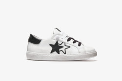 LOW WHITE LEATHER SNEAKERS - BLACK LEATHER DETAILS