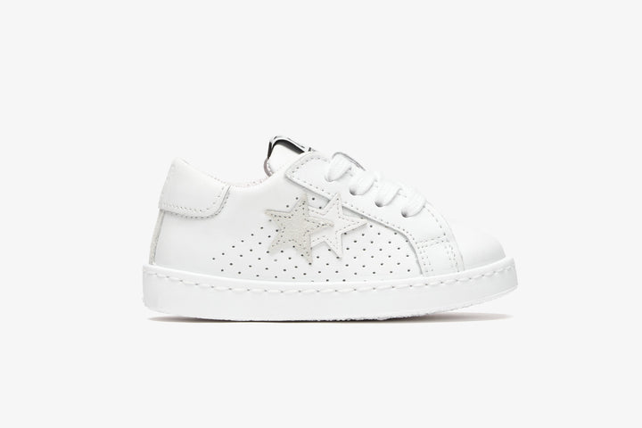 LOW WHITE LEATHER SNEAKERS WITH ICE DETAILS