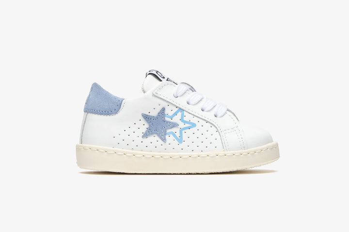 LOW SNEAKERS IN WHITE LEATHER WITH LIGHT BLUE CRUST DETAILS