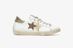 LOW SNEAKER IN WHITE LEATHER WITH DETAILS IN GOLD AND LEOPARD CRUST AND CREAM ECOFUR WITH "USED" EFFECT
