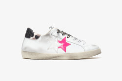 LOW SNEAKER IN WHITE LEATHER WITH FUCHSIA DETAILS AND COW PRINT - ECOFUR LINING WITH "USED" EFFECT