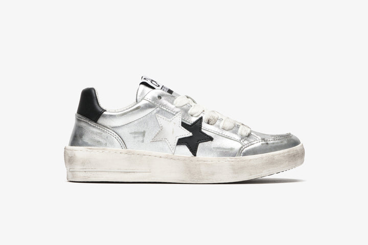 NEW STAR SNEAKER IN SILVER LAMINATED LEATHER WITH BLACK AND WHITE LEATHER DETAILS AND 